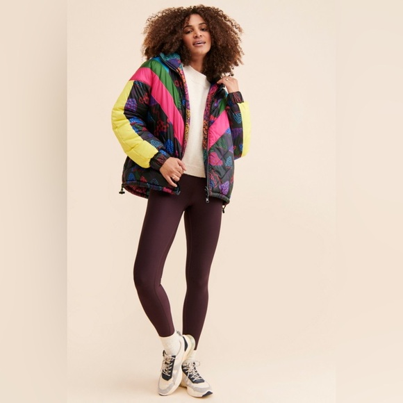 Farm Rio Neon Mushroom Recycled Polyester Reversible Puffer Jacket Size XS NWT - Picture 5 of 17